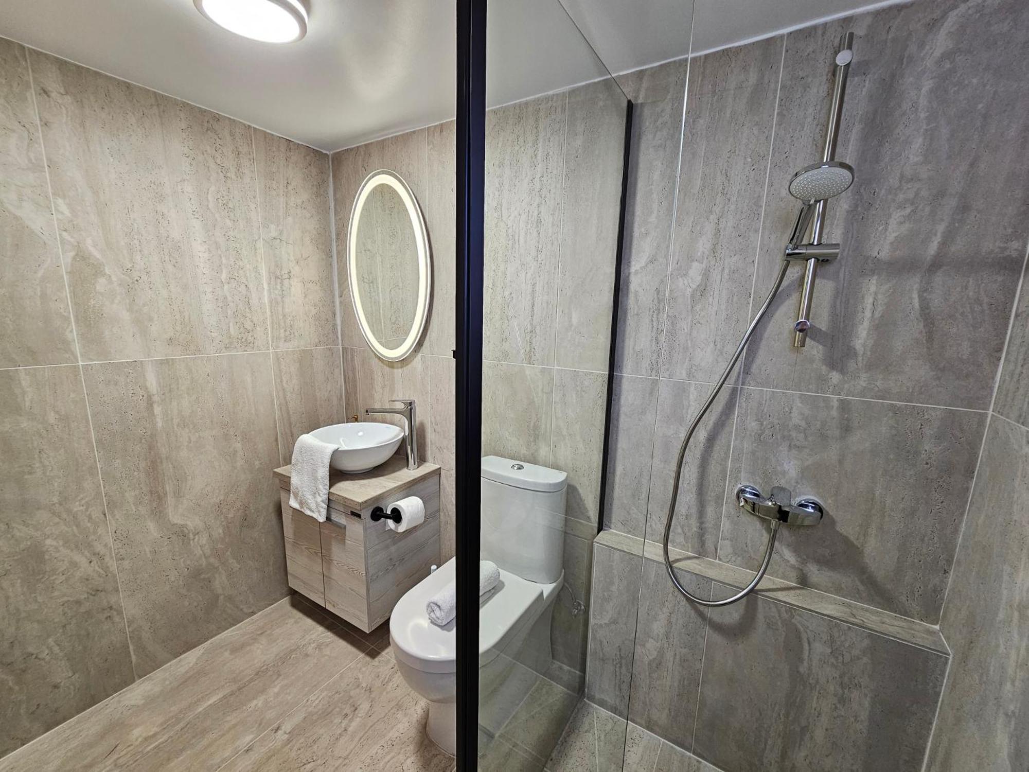 Beachfront Villa Carpe Diem Kiti Екстериор снимка