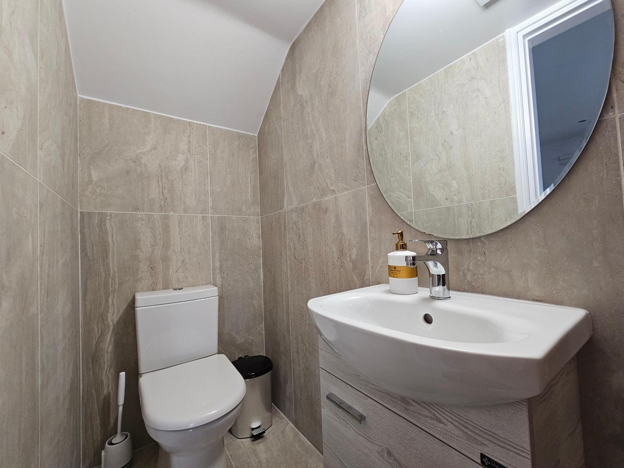Beachfront Villa Carpe Diem Kiti Екстериор снимка